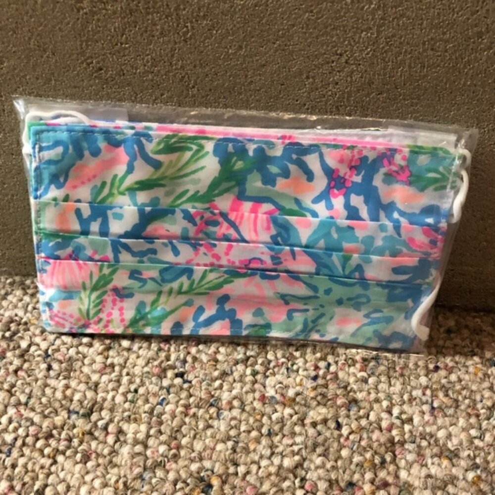 🆕 Lilly Pulitzer Face Mask ( 💯% authentic )